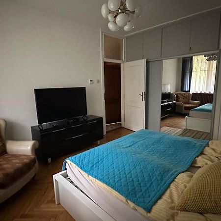 Cosy apartman In green Buda Budapest Bagian luar foto